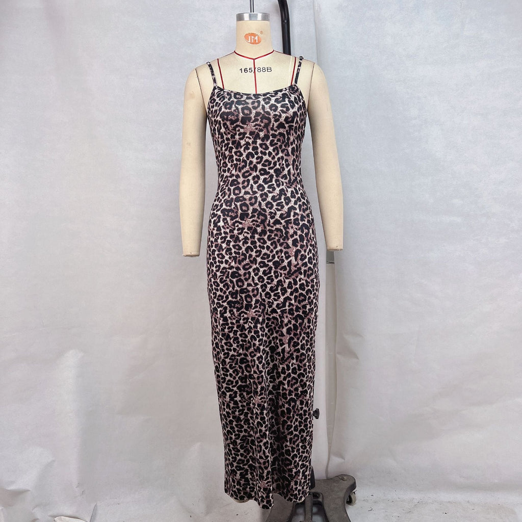 Strap top dress with waist bag and buttocks backless and slimming dress