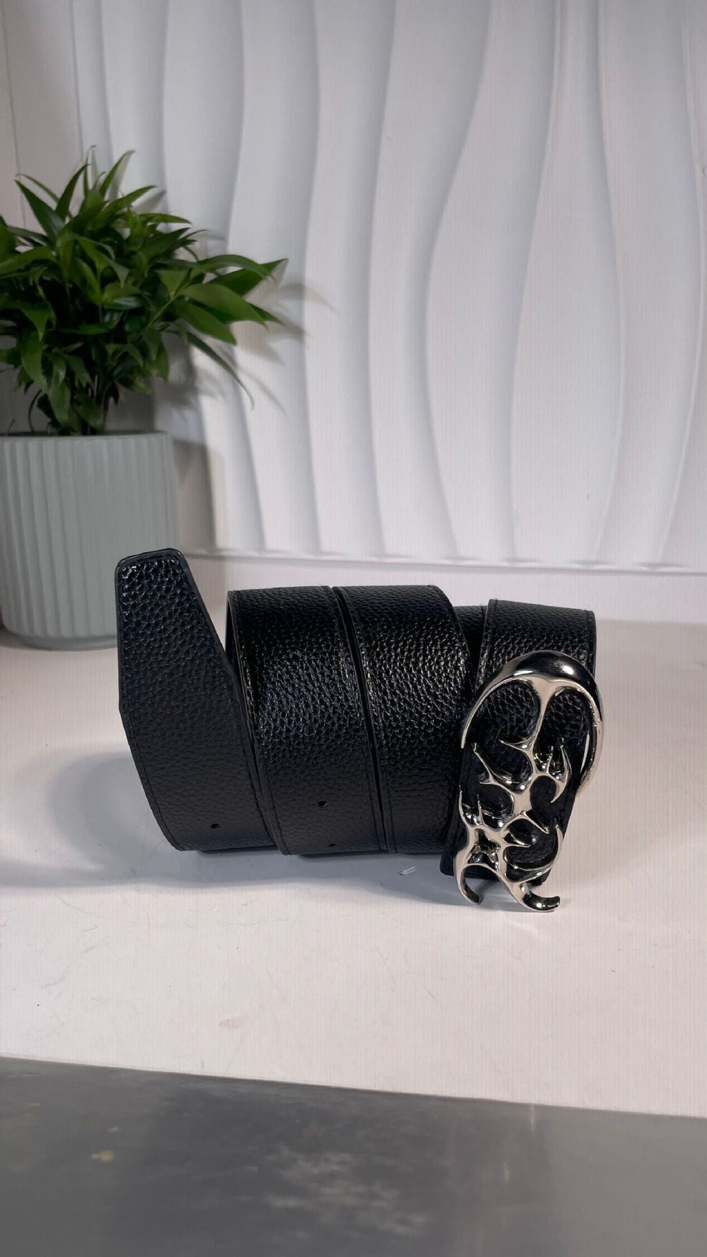 Personality Alien Punk Hollow Eye Rivet Belt Men