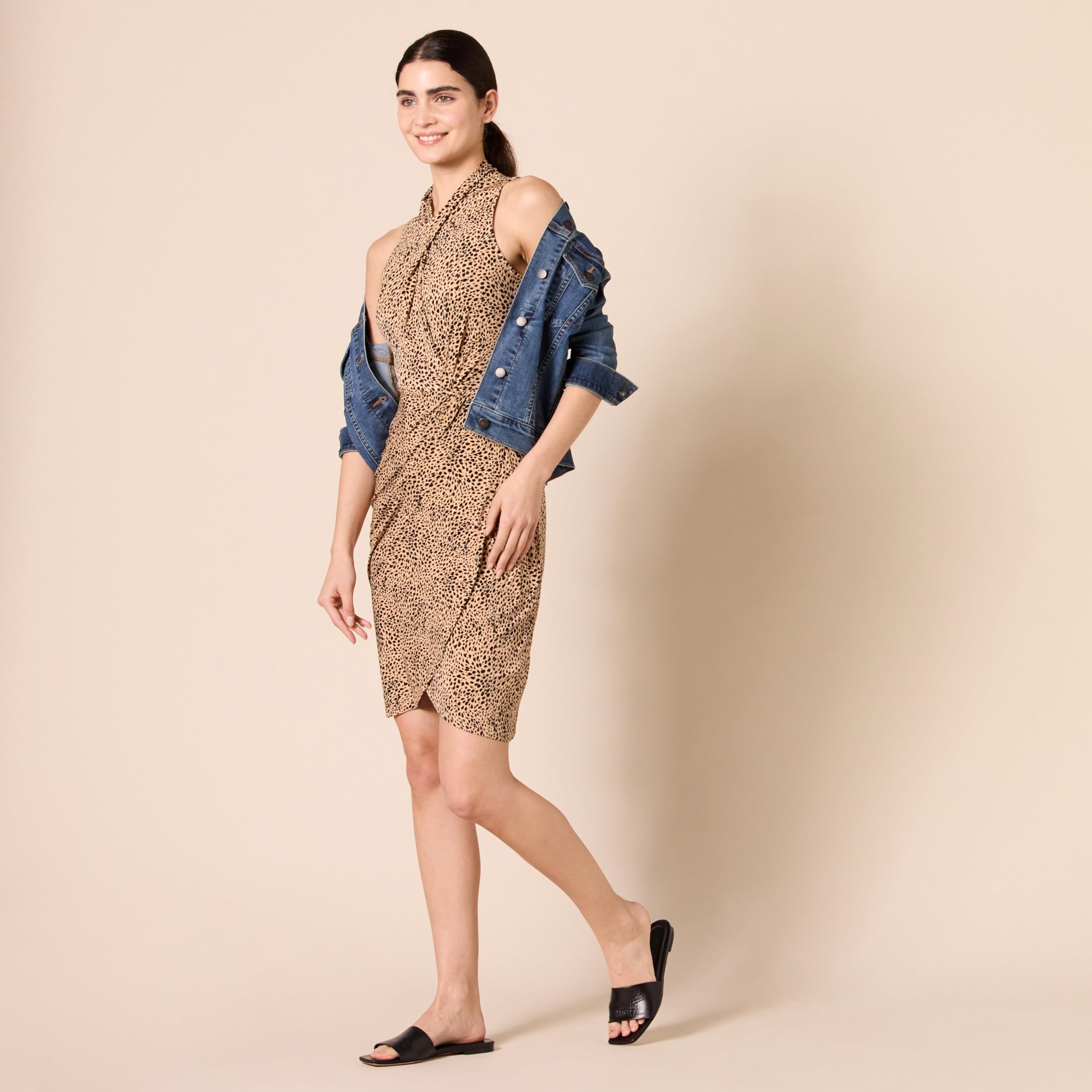 Amazon Essentials Women's Sleeveless Faux Wrap Dress Light Camel Size L