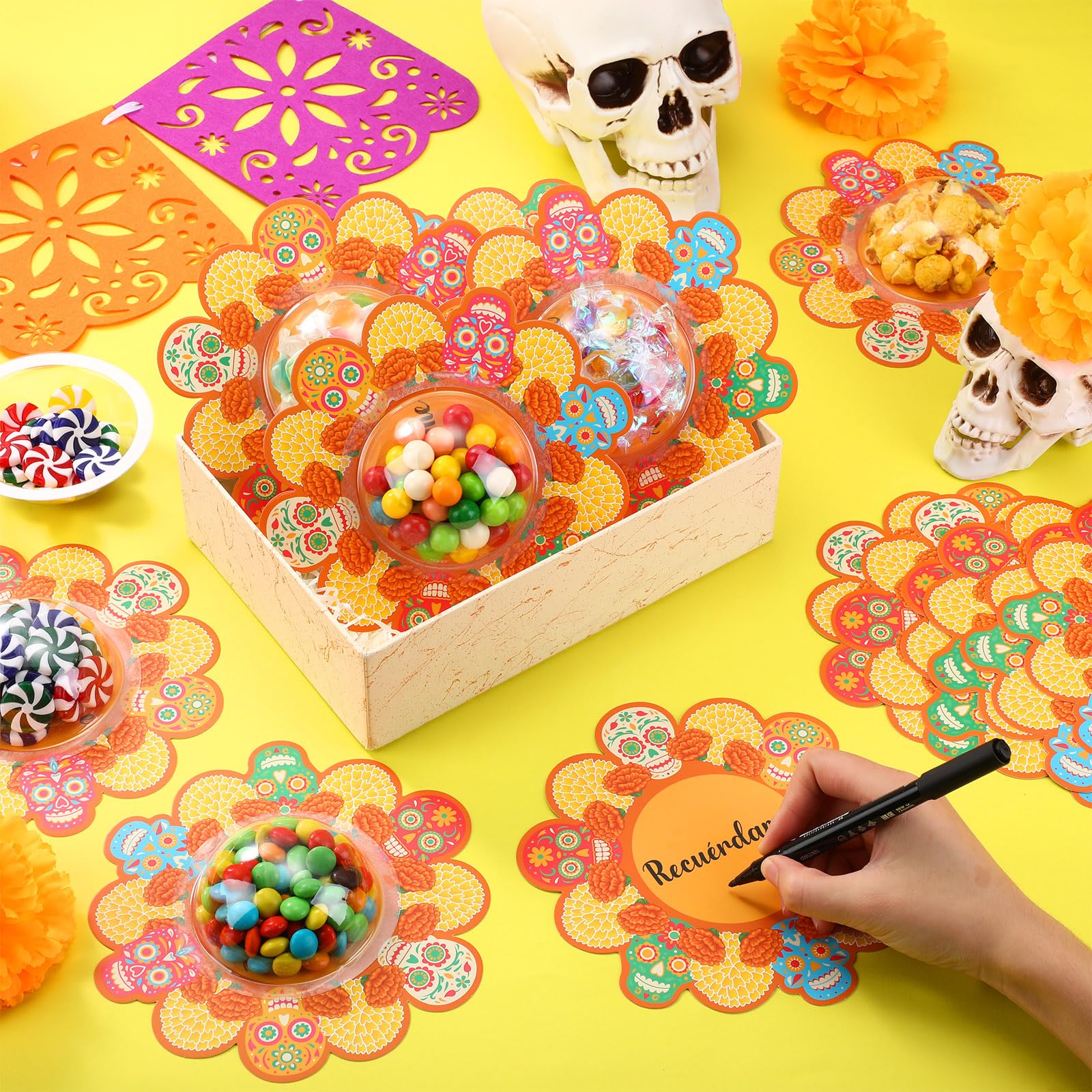Yexiya 24 Día de los Muertos Candy Boxes Skull Marigold Party Favor Decor