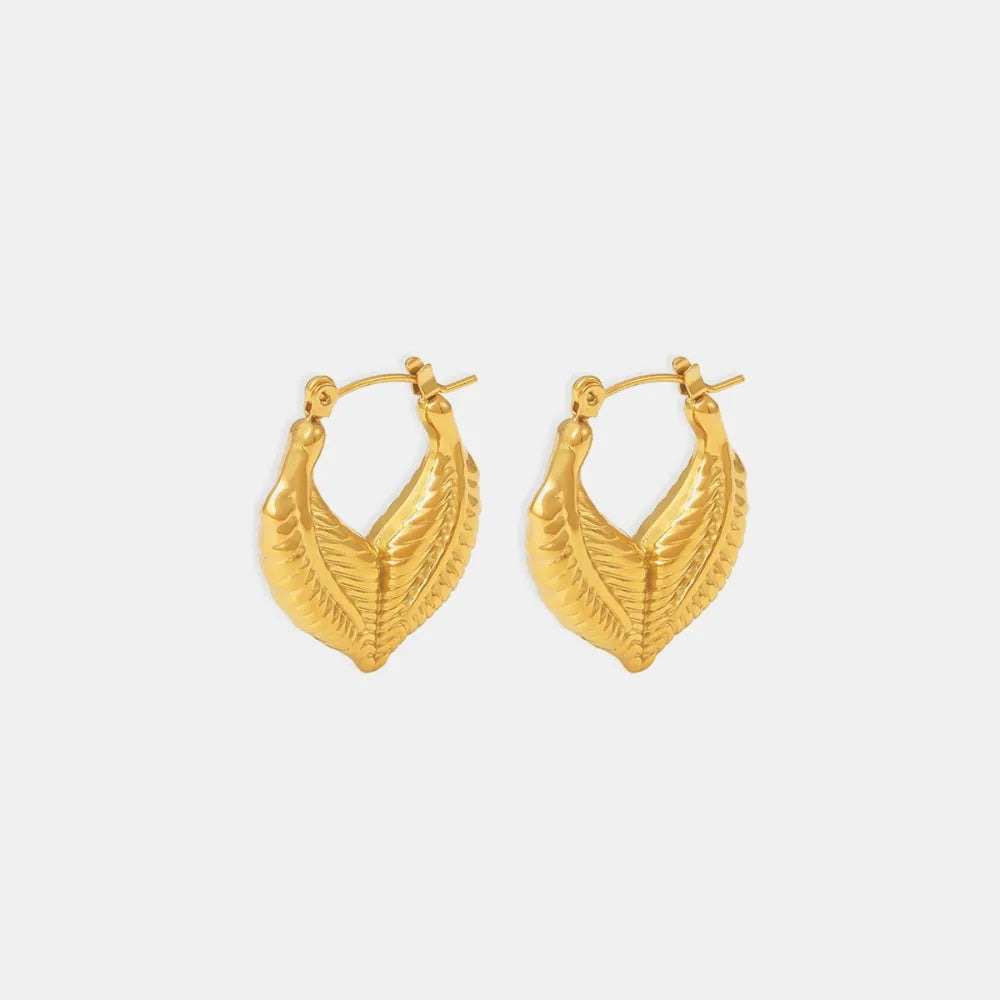 Leaf patchwork heart-shaped earrings with a niche design and titanium steel earrings