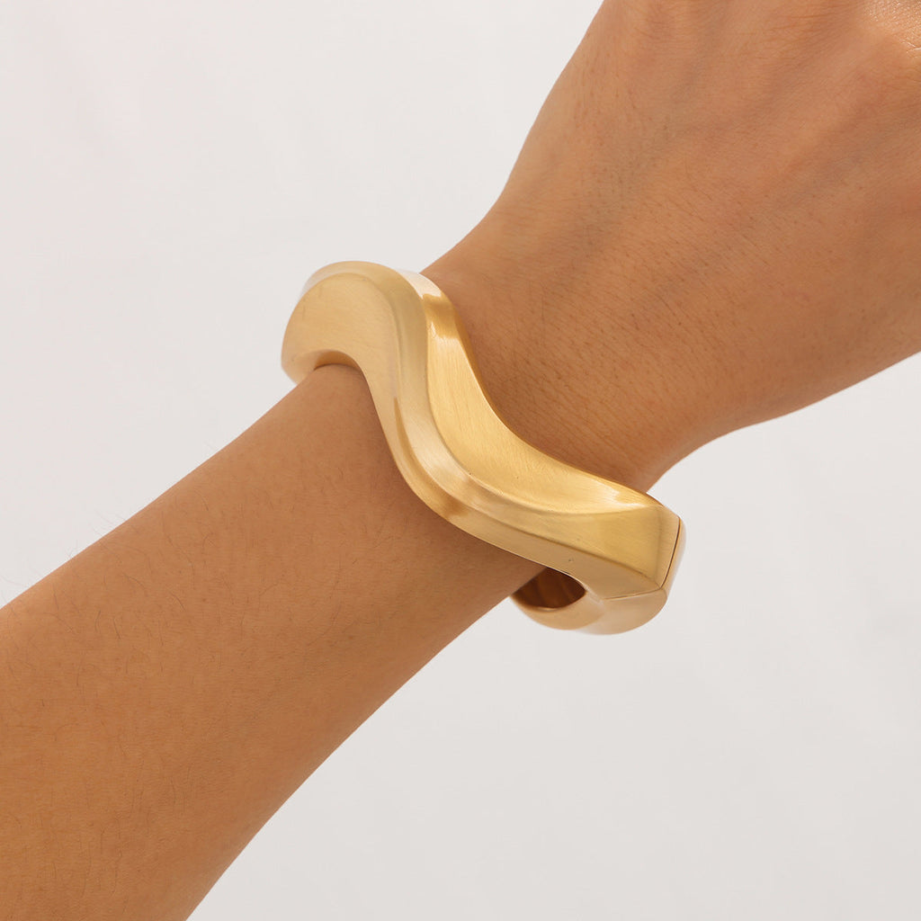 Irregular edged spring bracelet ins wind metallic folds Bracelet smooth surface