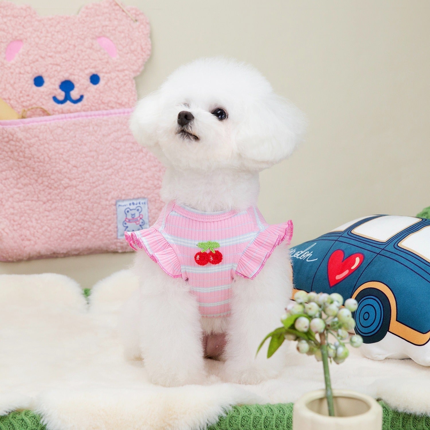 Spring/Summer Dog Clothing Little Cherry Flying Sleeves Tank Top