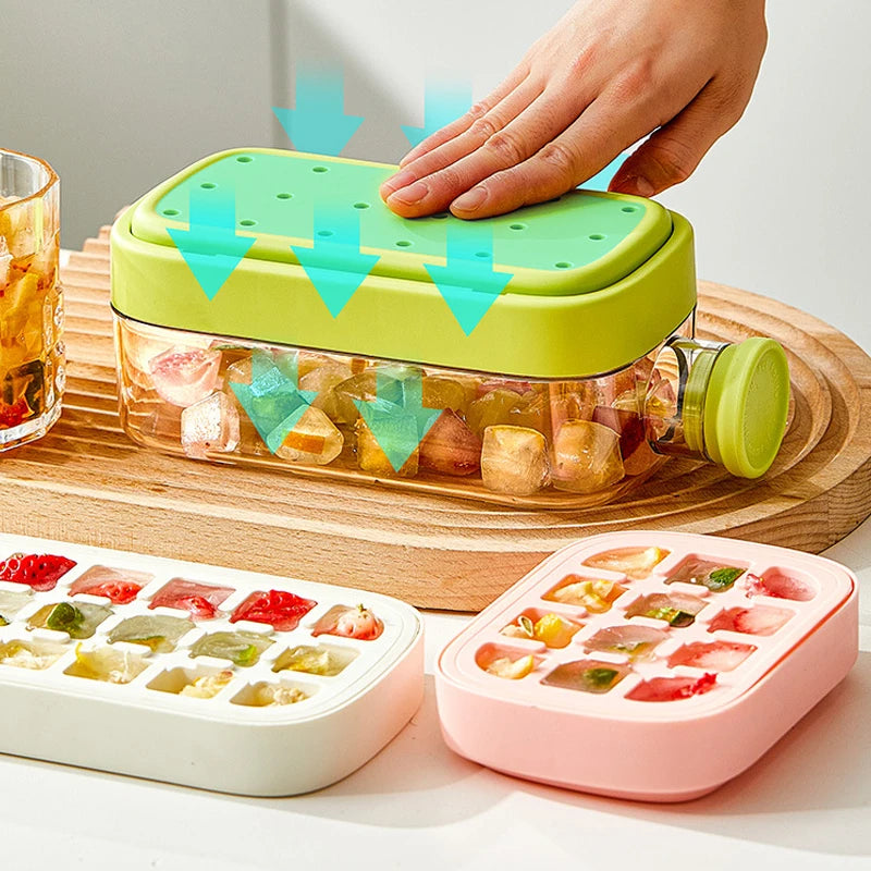 Ice Tray Ice Cube Mold Press Ice Maker With Lid 2-in-1 Ice Cube Bottle Food Grade Ice Making Straw Dual-use Ice Kettle