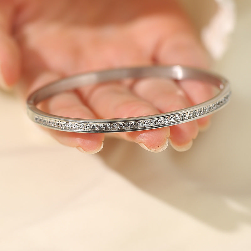 Stainless steel titanium steel bracelet for women non fading electroplated buckle jewelry for women