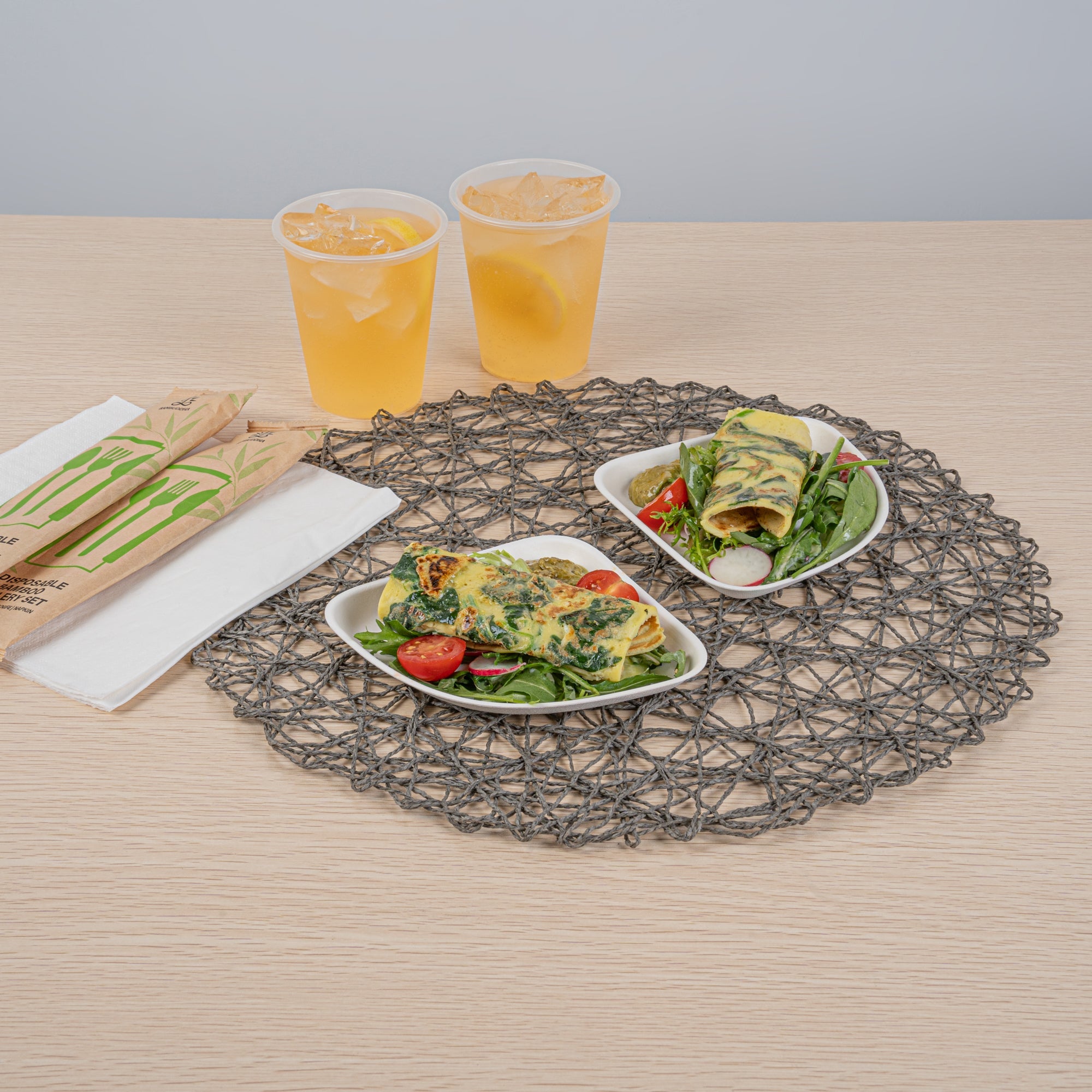 Pulp Safe Modular No PFAS Added White Sugarcane / Bagasse Plate - Home Compostable - 5 1/4" x 5 1/4" x 1/2" - 25 count box