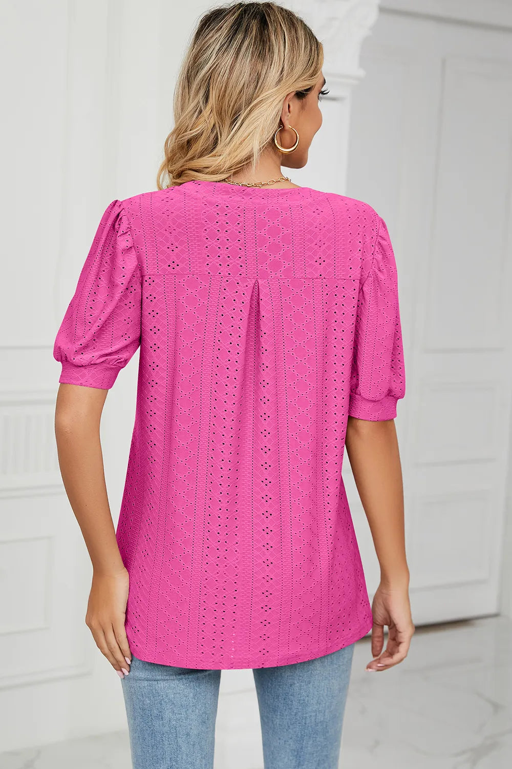Casual V-neck solid color hollow bubble sleeve loose T-shirt top for women