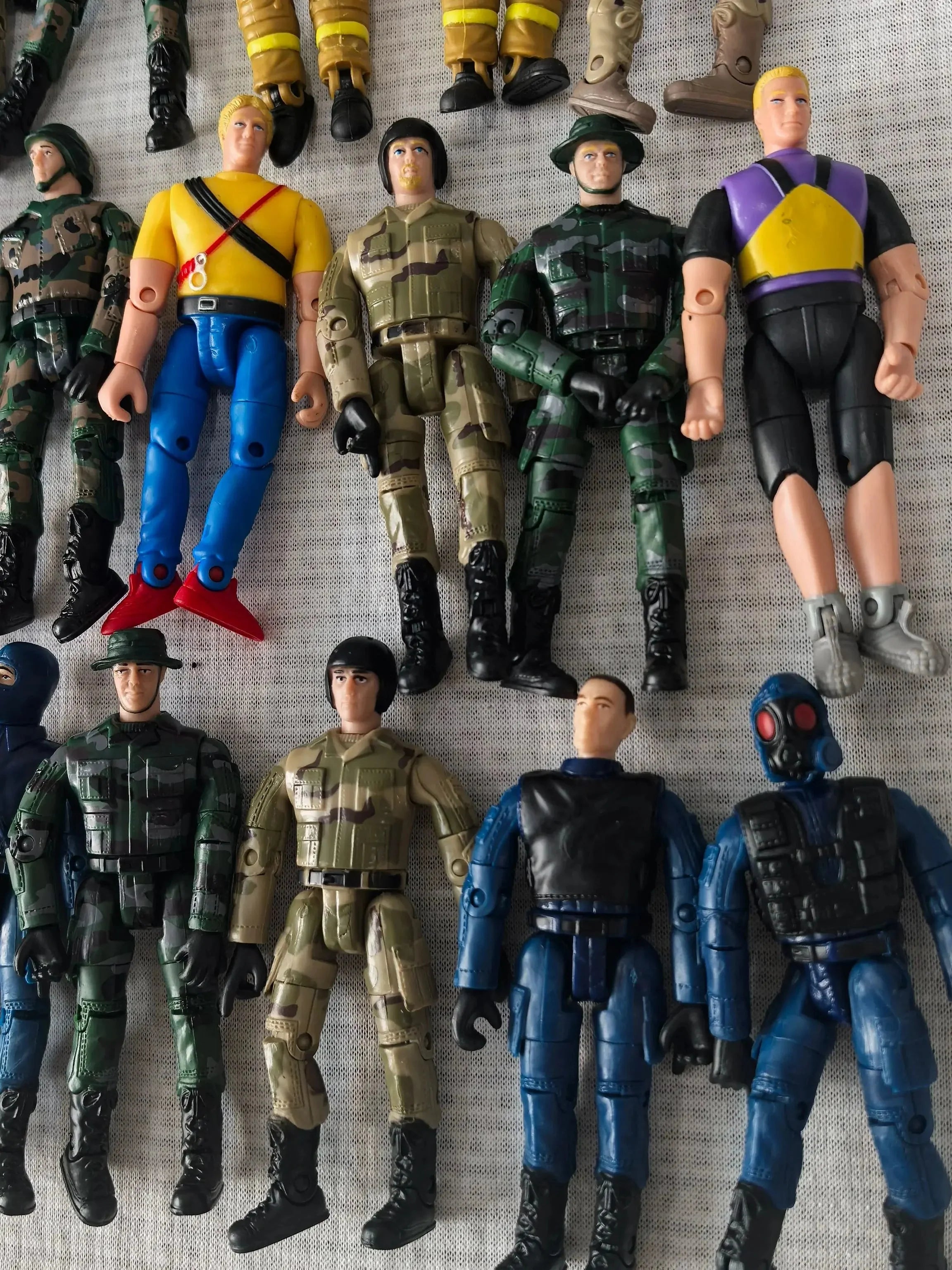 Elite Force Military Action Figures – 5pcs 10cm Soldier Model Set