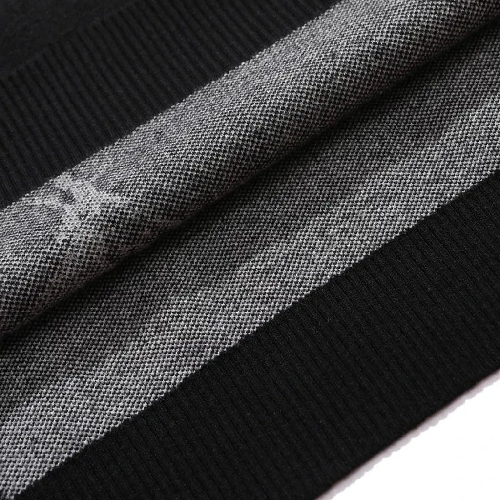 Manga Muse Knit Sweater – Monochrome Anime-Inspired Oversized Pullover