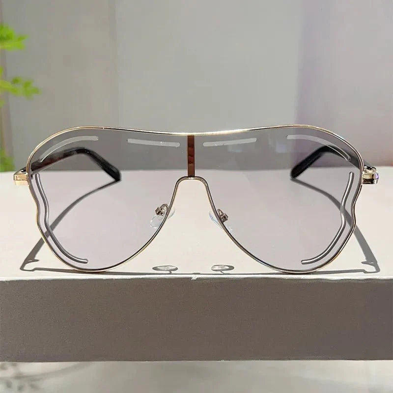 Oversized One-Piece Sunglasses | UV400 Protection with Alloy Frame