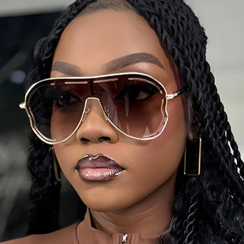 Oversized One-Piece Sunglasses | UV400 Protection with Alloy Frame