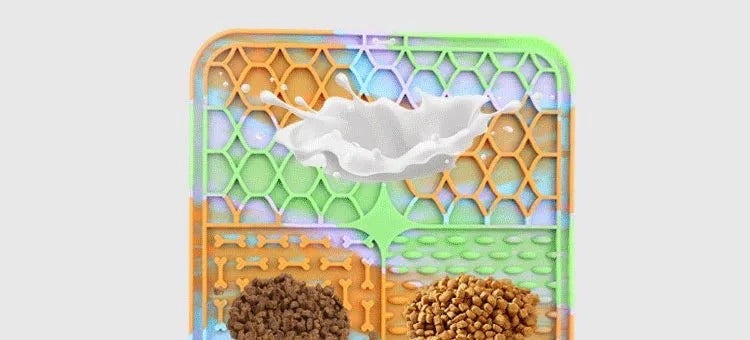 Silicone Pet Lick Mat | Slow Feeder Plate with Suction Cups for Dogs