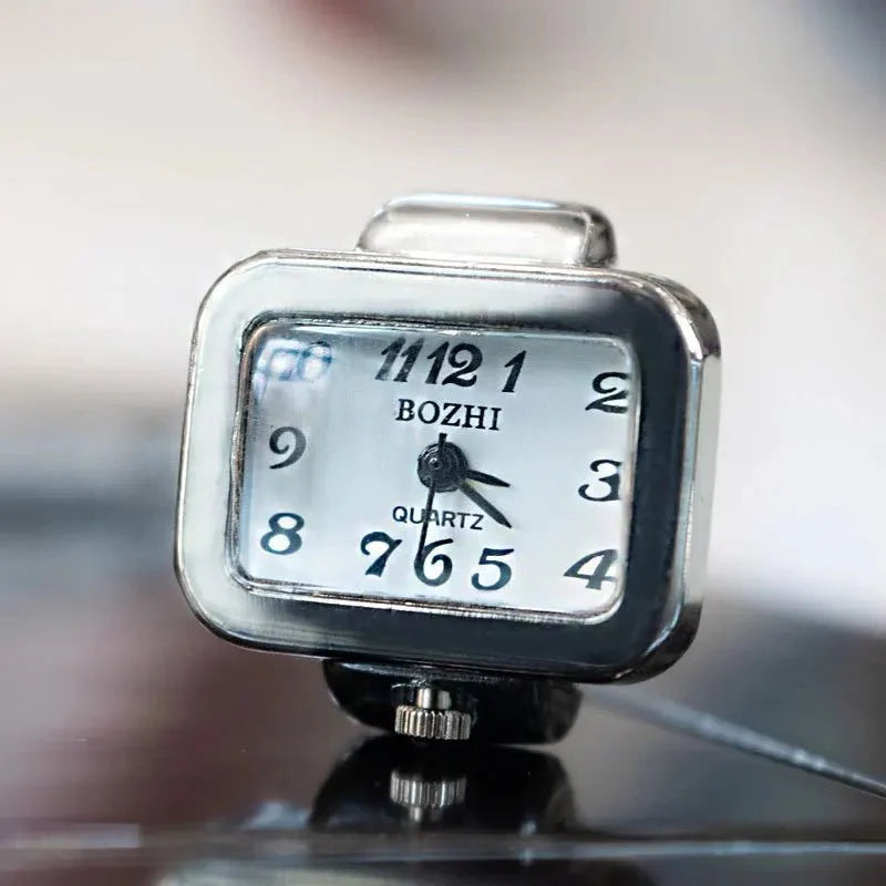 Retro Roman Vintage Punk Finger Watch Ring | Functional Ring Watch with Quartz Movement