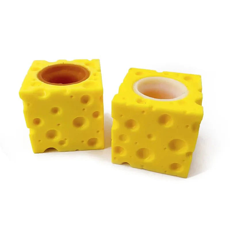 Stress-Relieving Pet Cheese Mouse – Fun Squeeze Toy
