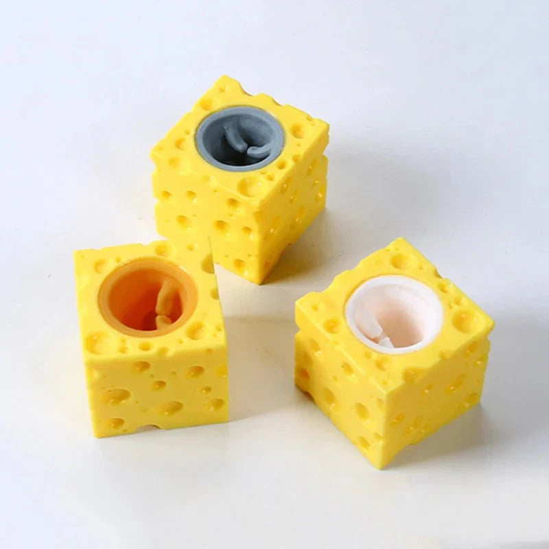 Stress-Relieving Pet Cheese Mouse – Fun Squeeze Toy