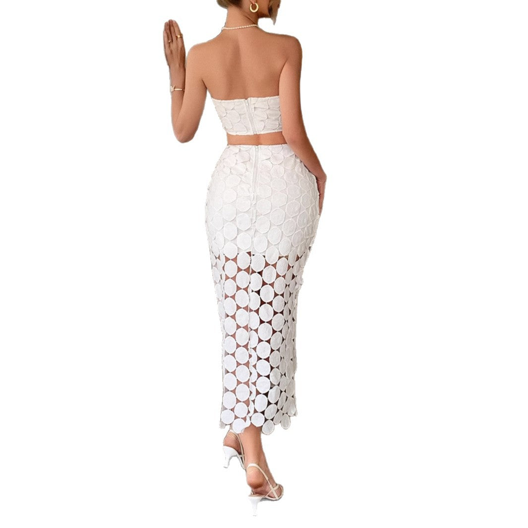 Two piece set of strapless vest hip hugging skirt