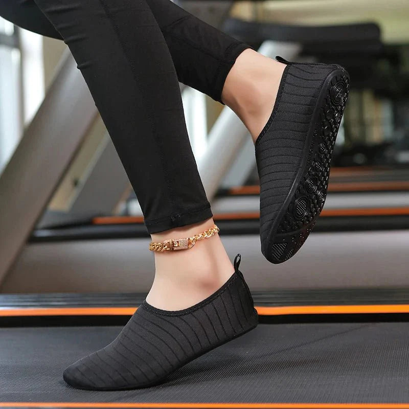 Unisex Aqua Shoes – Quick-Dry Barefoot Water Sports Footwear