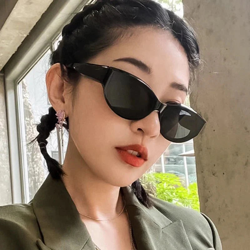 Women’s Small Cat Eye Sunglasses | Vintage Oval Fashion Shades with Mirror Lenses